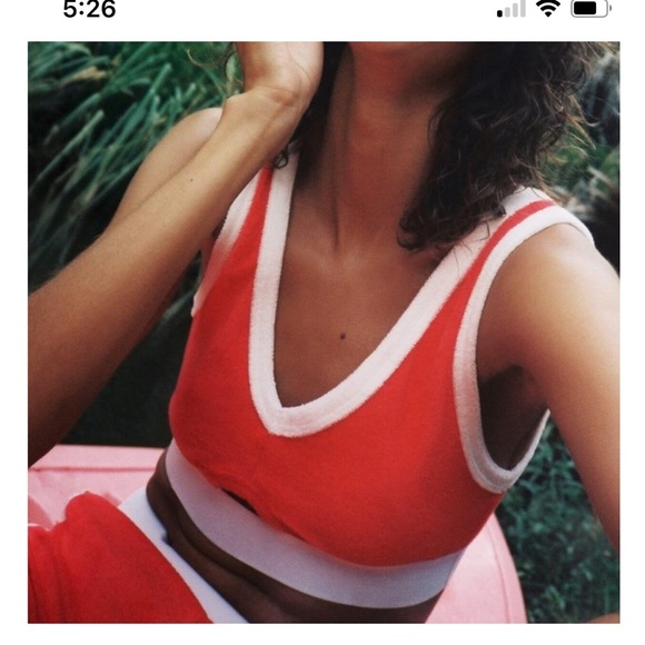 NWT Zara Terry Cloth Red & White‎ 70’s Inspired Crop Top Cut Out V-Neck Size S - Picture 1 of 9